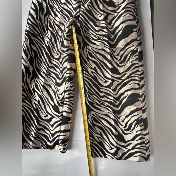 Banana Republic's Eclat Wide-Leg Brocade Pant wide leg cropped gold black zebra - Picture 8 of 9